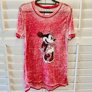 🎉Two for $10🎉 Disney Minnie Mouse red  t-shirt M